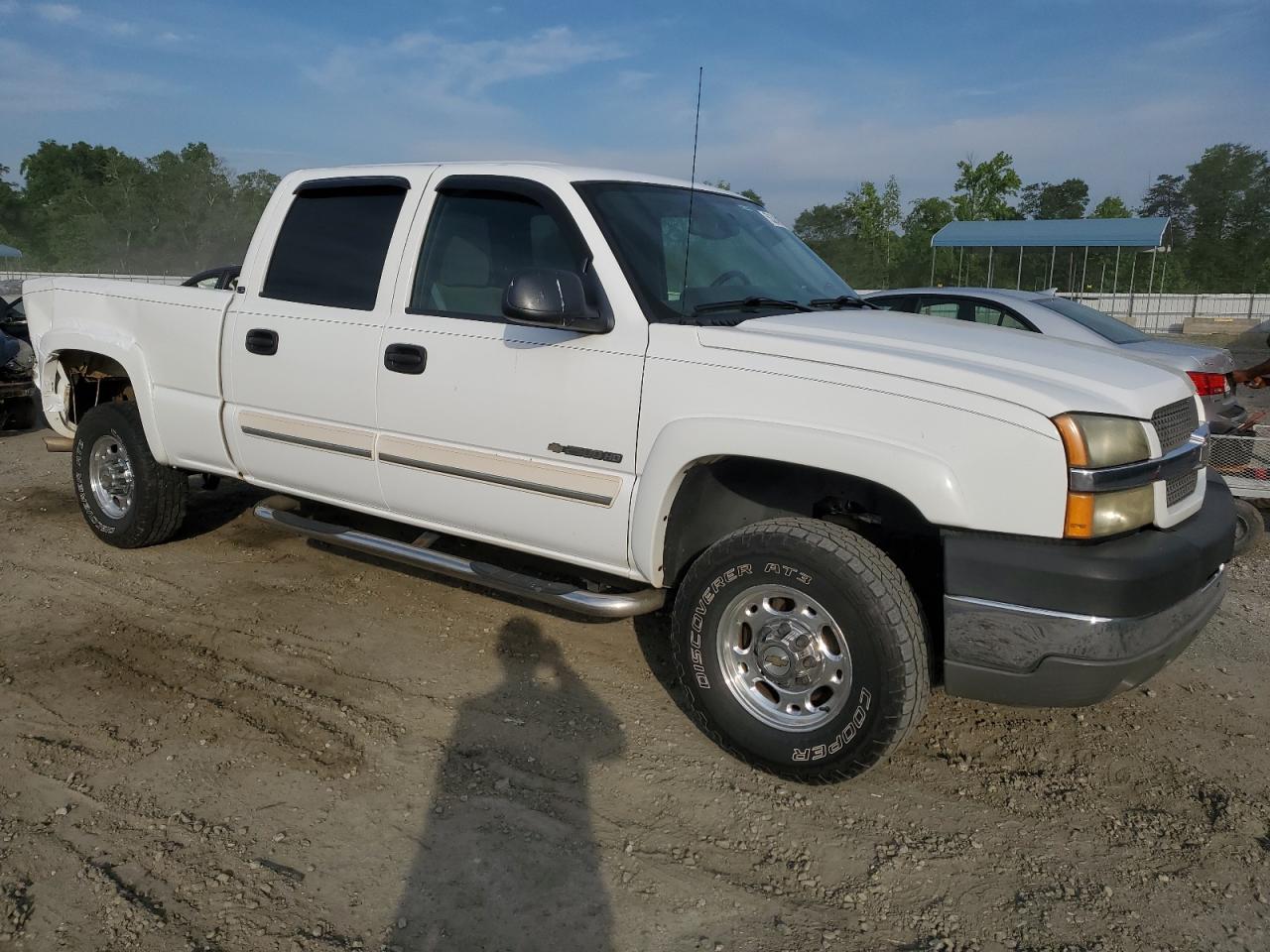 Photo 3 VIN: 1GCHC23U54F183693 - CHEVROLET SILVERADO 