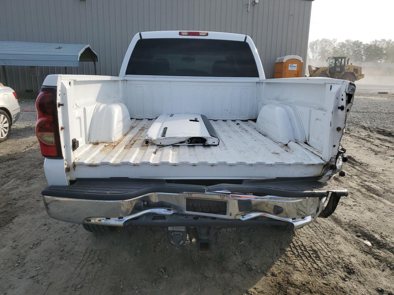 Photo 5 VIN: 1GCHC23U54F183693 - CHEVROLET SILVERADO 