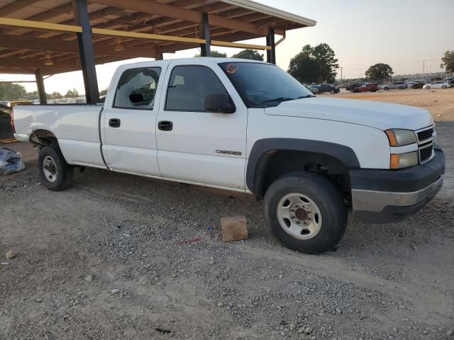 Photo 3 VIN: 1GCHC23U56F178352 - CHEVROLET SILVERADO 