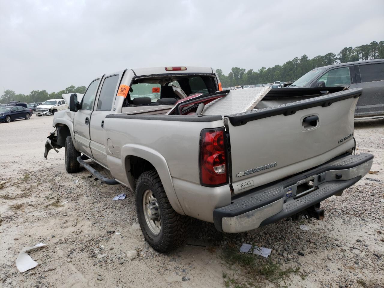 Photo 1 VIN: 1GCHC23U74F184411 - CHEVROLET SILVERADO 