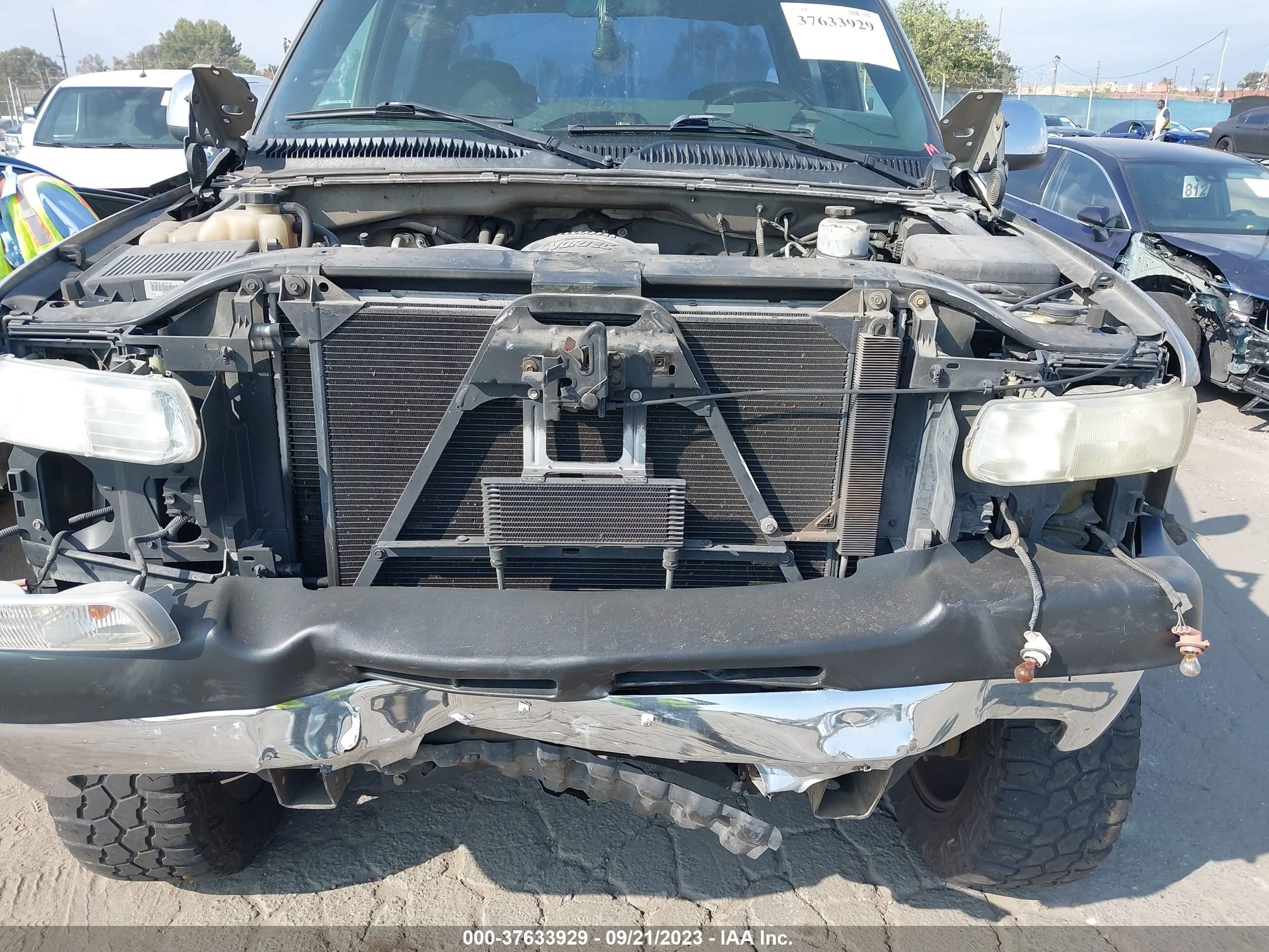 Photo 5 VIN: 1GCHC23U81F169007 - CHEVROLET SILVERADO 