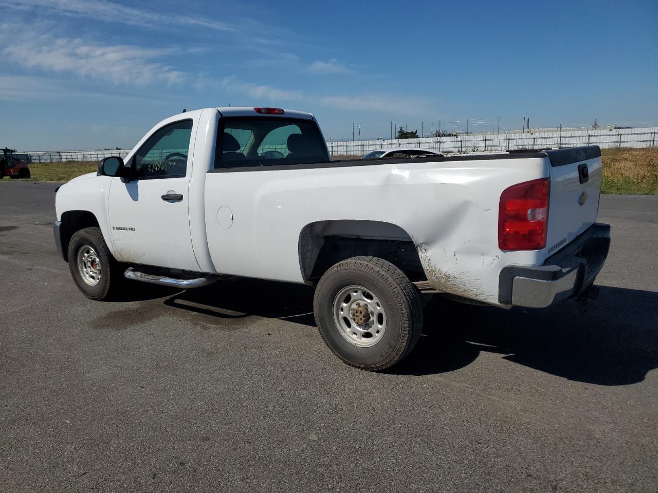 Photo 1 VIN: 1GCHC24K67E564329 - CHEVROLET SILVERADO 