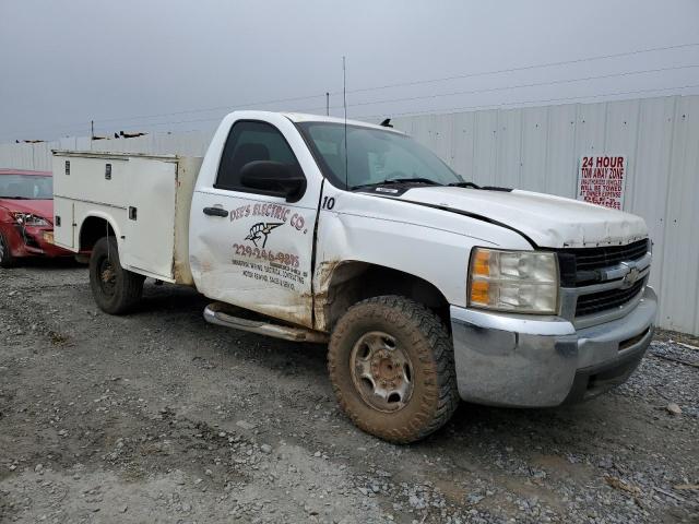 Photo 3 VIN: 1GCHC24K78E138831 - CHEVROLET SILVERADO 