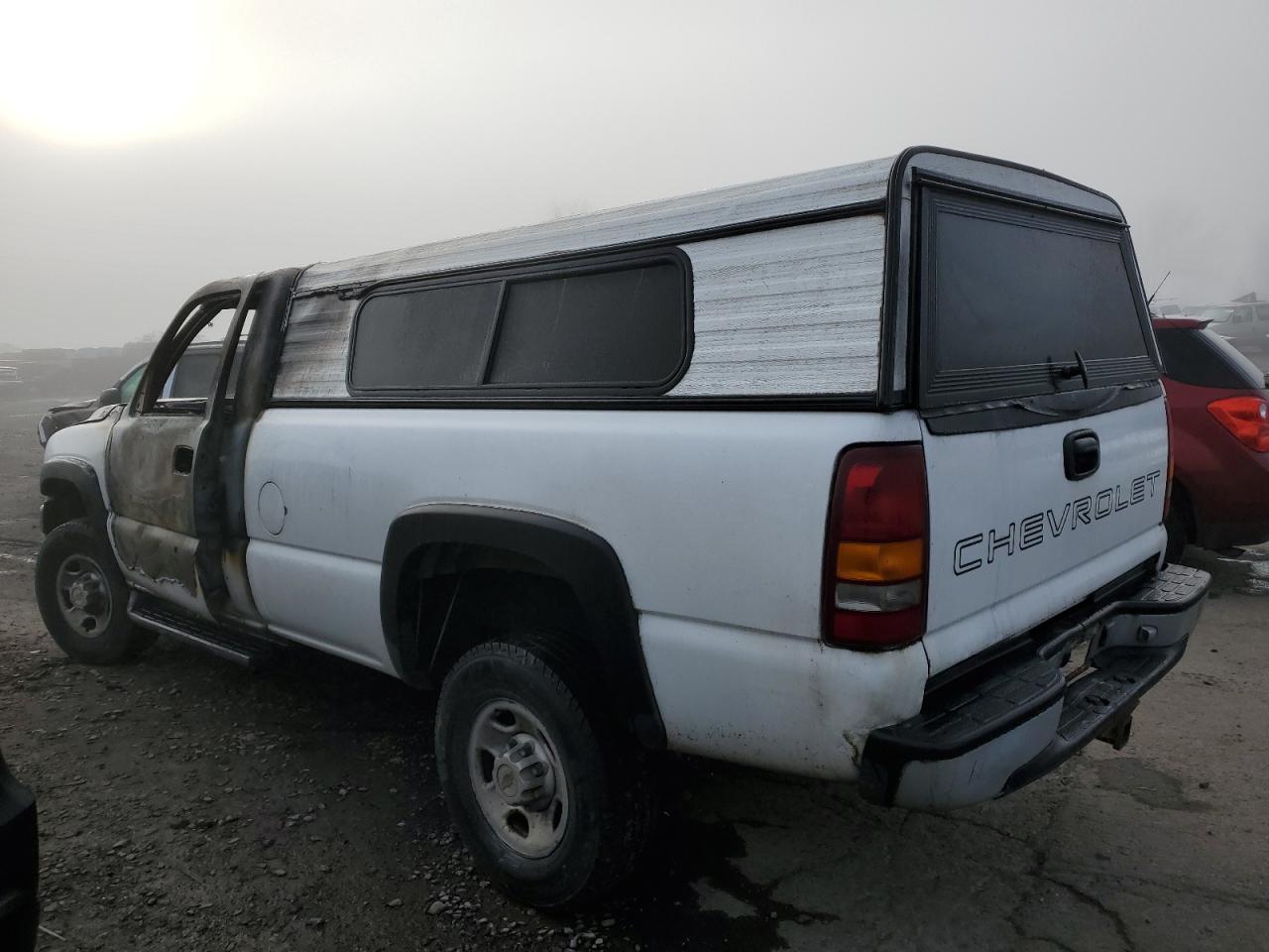 Photo 1 VIN: 1GCHC24U01E201257 - CHEVROLET SILVERADO 