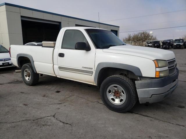 Photo 3 VIN: 1GCHC24U05E185227 - CHEVROLET ALL MODELS 