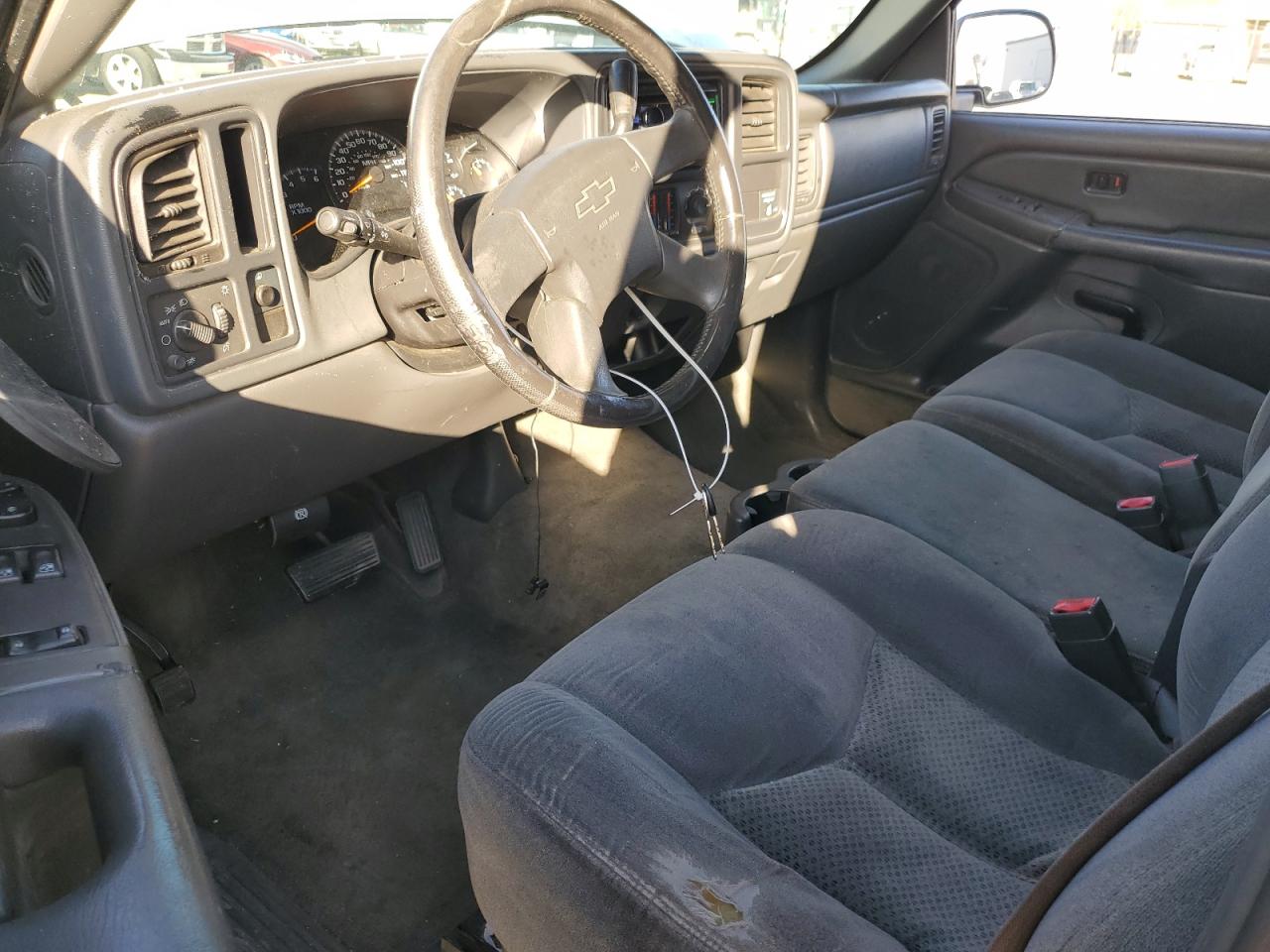 Photo 7 VIN: 1GCHC24U24E174776 - CHEVROLET SILVERADO 