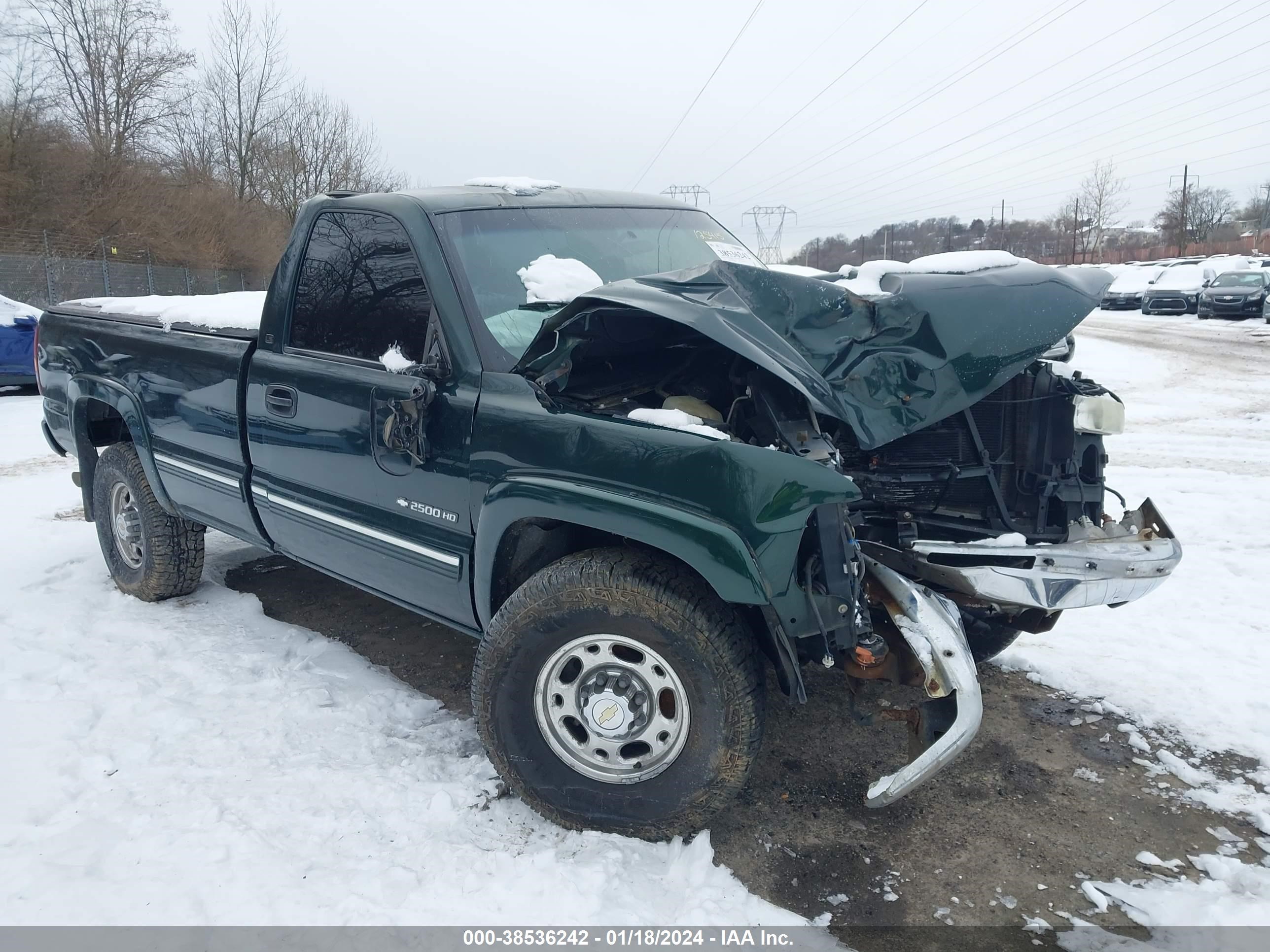 Photo 5 VIN: 1GCHC24U42E125415 - CHEVROLET SILVERADO 