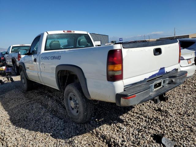 Photo 1 VIN: 1GCHC24U62E130132 - CHEVROLET SILVERADO 