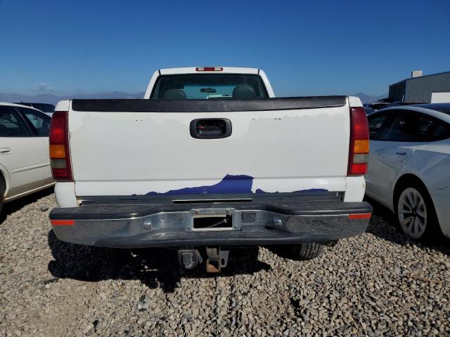 Photo 5 VIN: 1GCHC24U62E130132 - CHEVROLET SILVERADO 