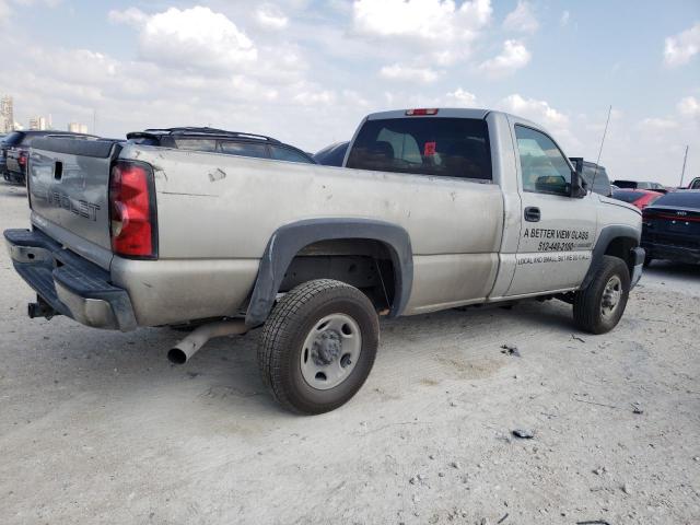 Photo 2 VIN: 1GCHC24U66E271126 - CHEVROLET SILVERADO 