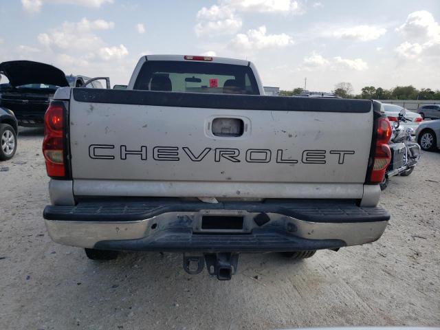 Photo 5 VIN: 1GCHC24U66E271126 - CHEVROLET SILVERADO 