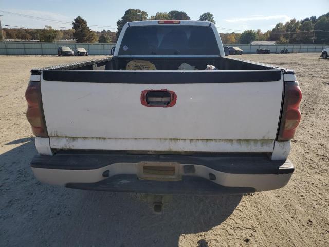 Photo 5 VIN: 1GCHC24U85E200198 - CHEVROLET SILVERADO 