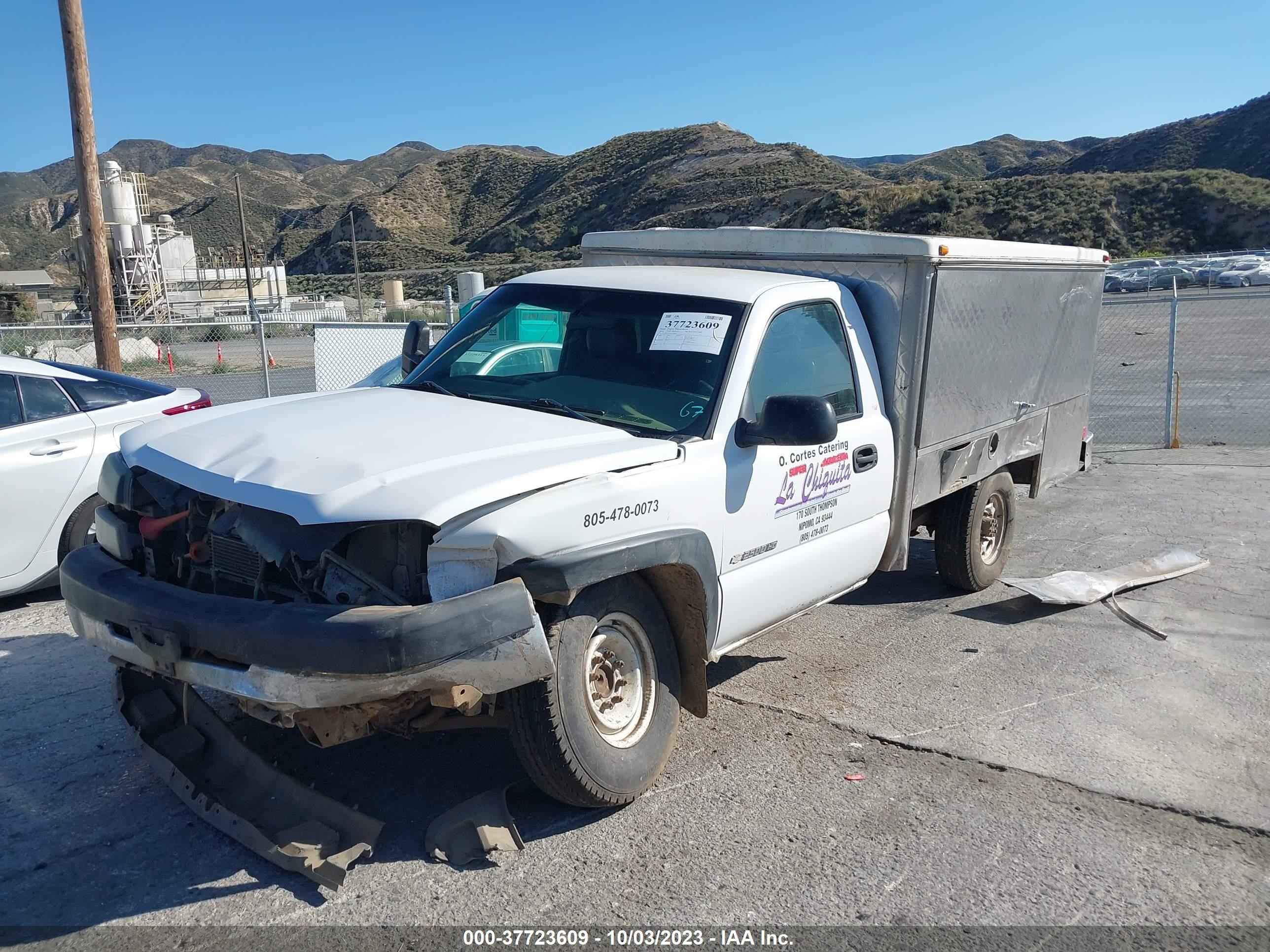 Photo 1 VIN: 1GCHC24U93E106831 - CHEVROLET SILVERADO 