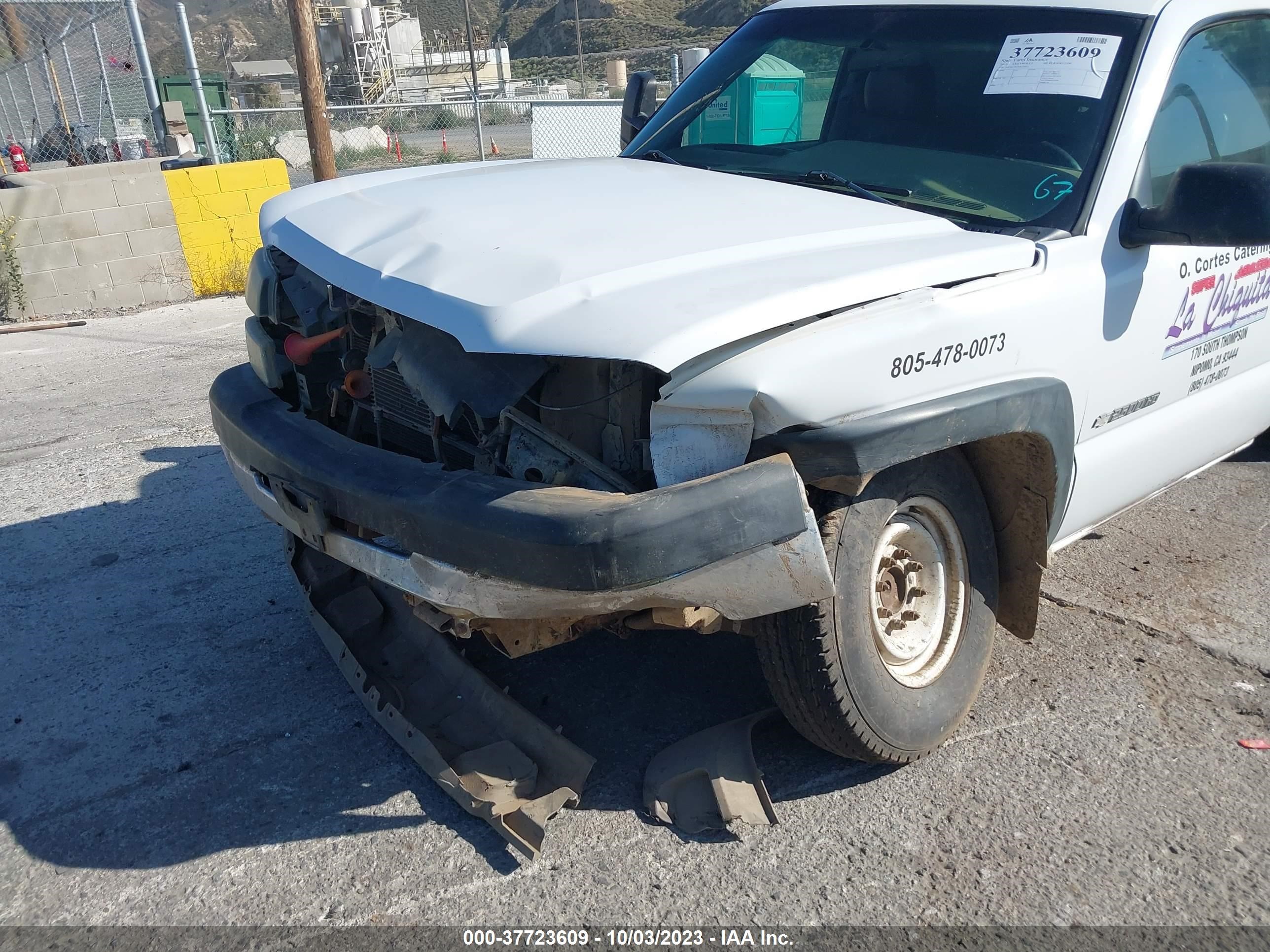 Photo 5 VIN: 1GCHC24U93E106831 - CHEVROLET SILVERADO 