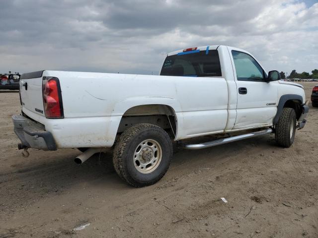 Photo 2 VIN: 1GCHC24UX6E131628 - CHEVROLET SILVERADO 