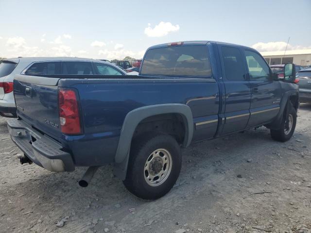 Photo 2 VIN: 1GCHC29182E103948 - CHEVROLET SILVERADO 