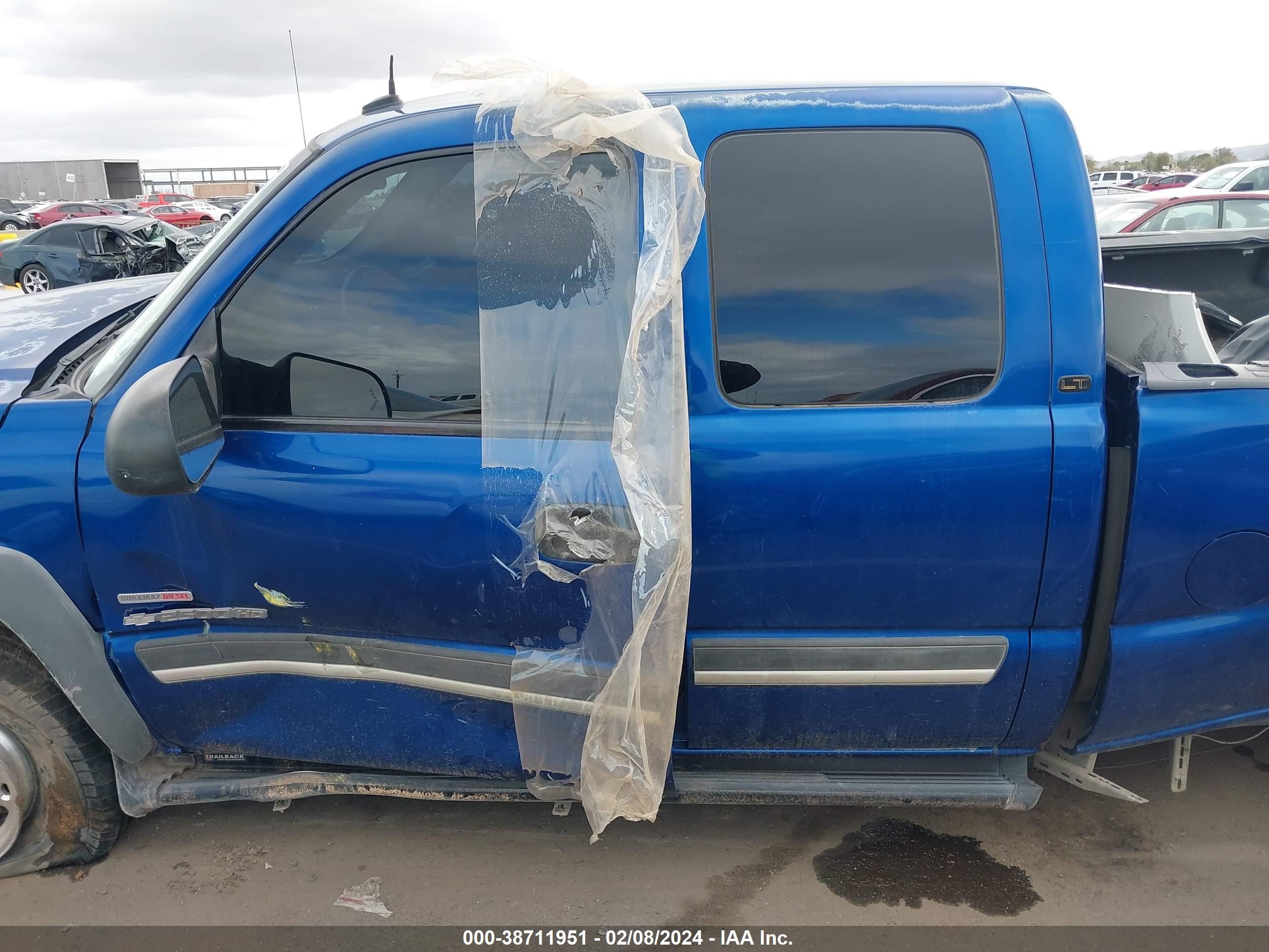 Photo 12 VIN: 1GCHC29193E227325 - CHEVROLET SILVERADO 