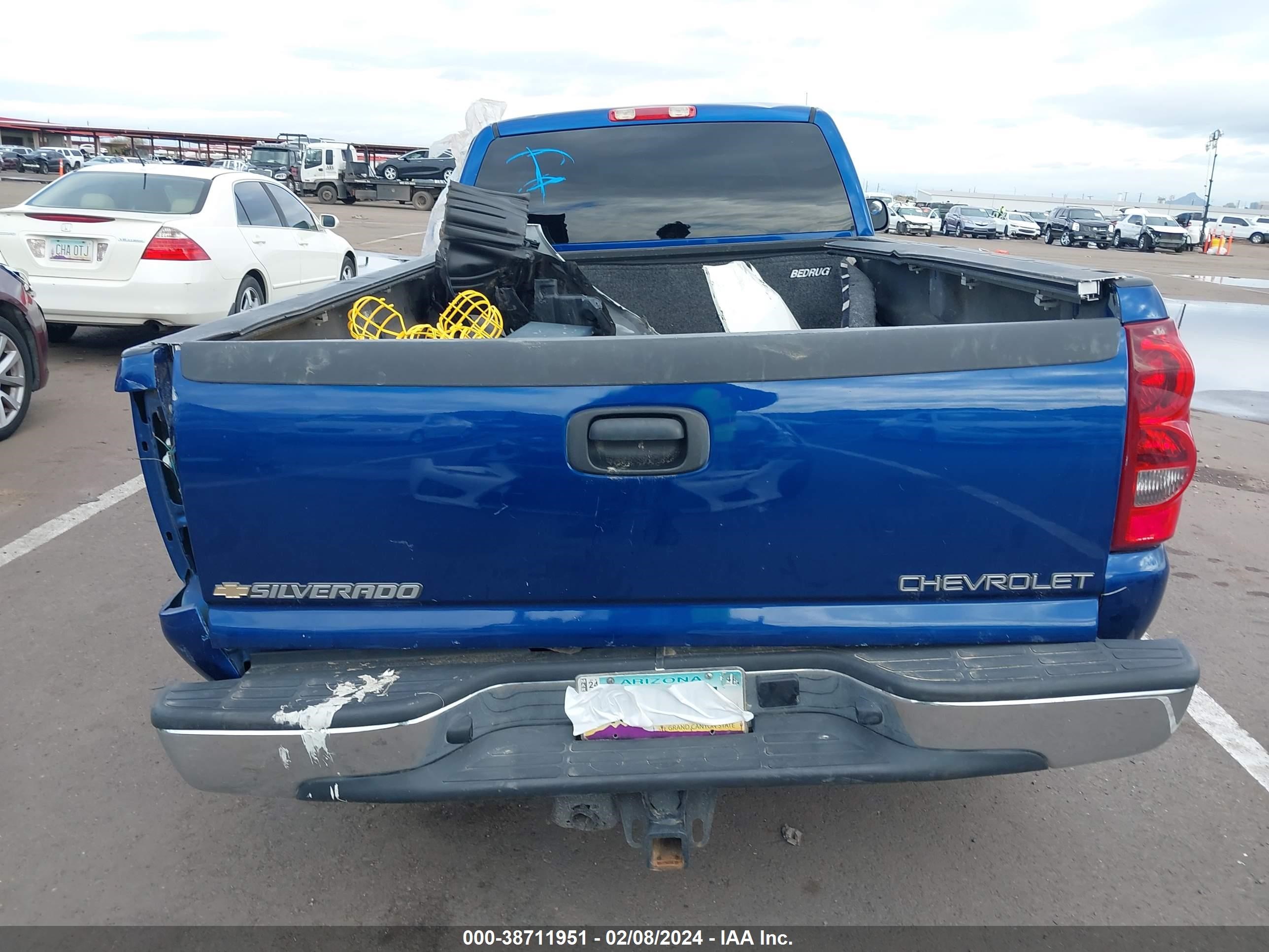 Photo 14 VIN: 1GCHC29193E227325 - CHEVROLET SILVERADO 