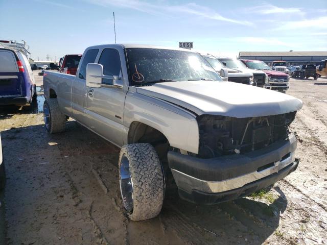 Photo 3 VIN: 1GCHC29235E124834 - CHEVROLET SILVERADO 