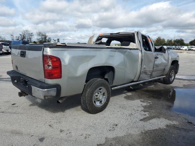 Photo 2 VIN: 1GCHC29K18E159652 - CHEVROLET SILVERADO 