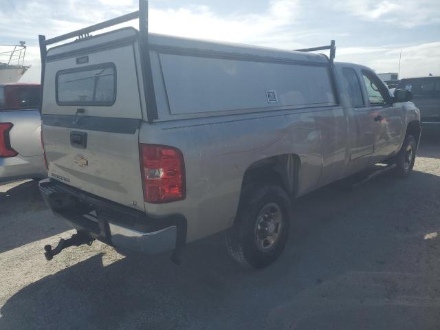 Photo 2 VIN: 1GCHC29K48E110428 - CHEVROLET SILVERADO 