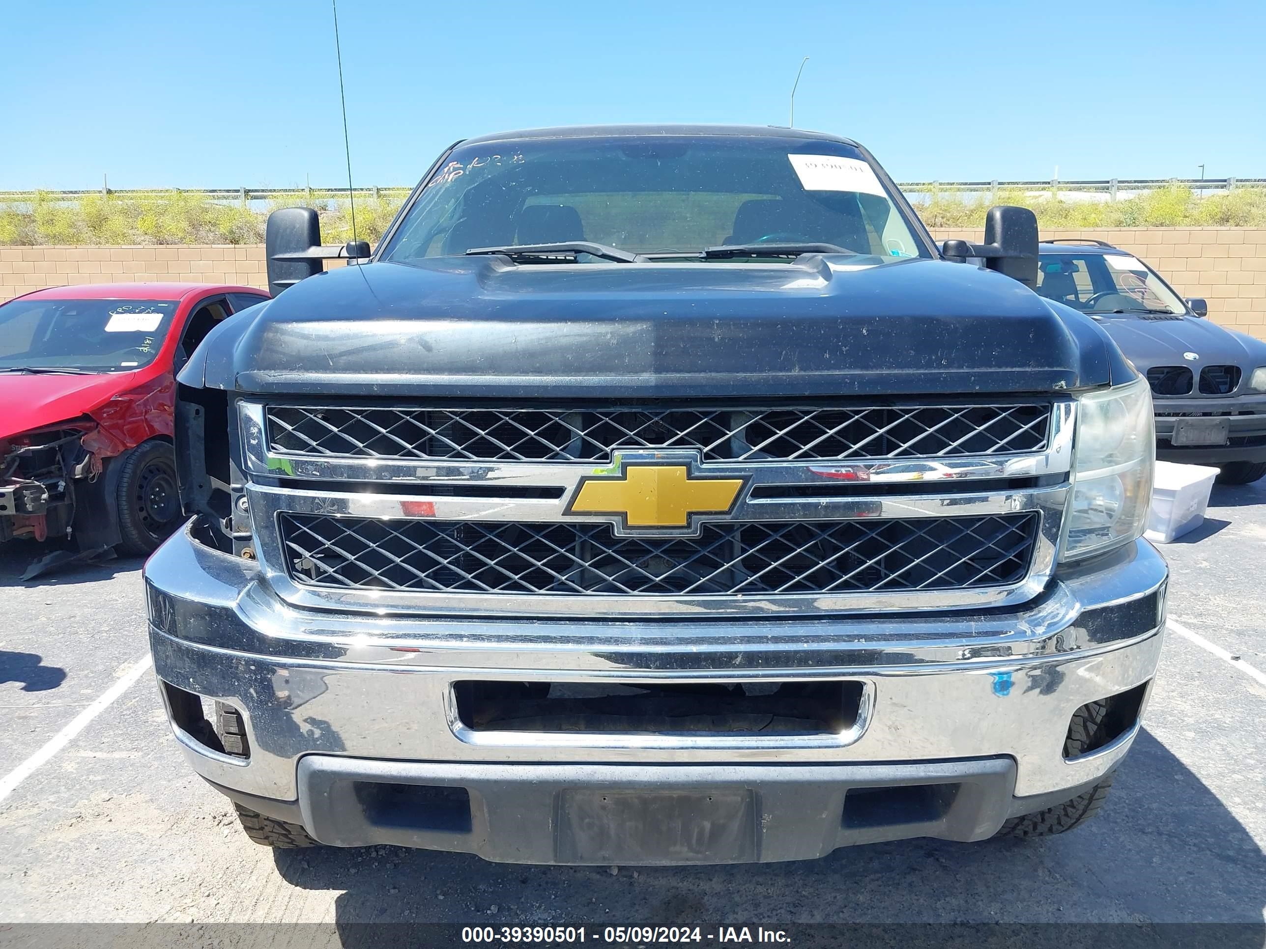 Photo 10 VIN: 1GCHC29K58E205757 - CHEVROLET SILVERADO 