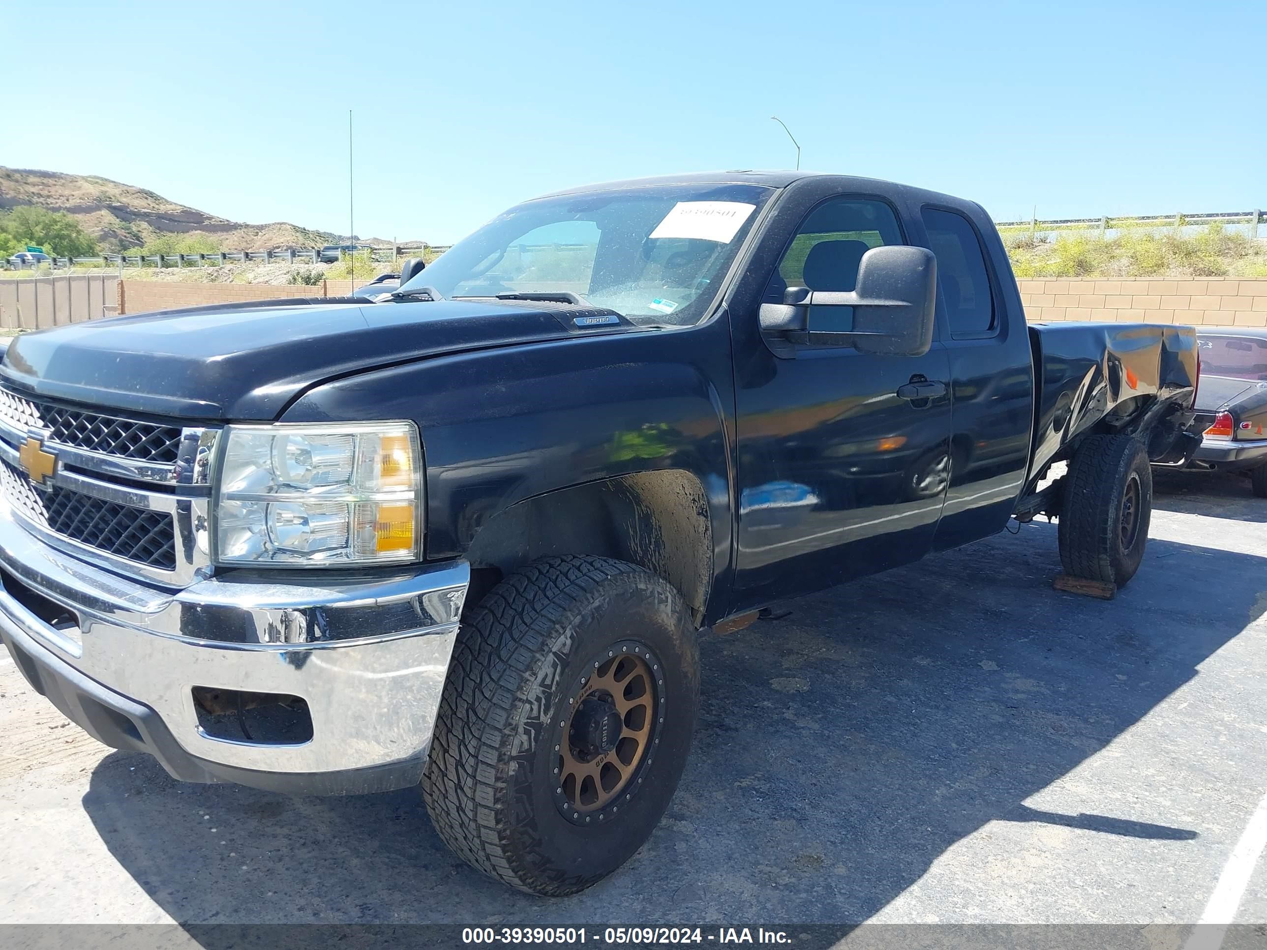 Photo 12 VIN: 1GCHC29K58E205757 - CHEVROLET SILVERADO 