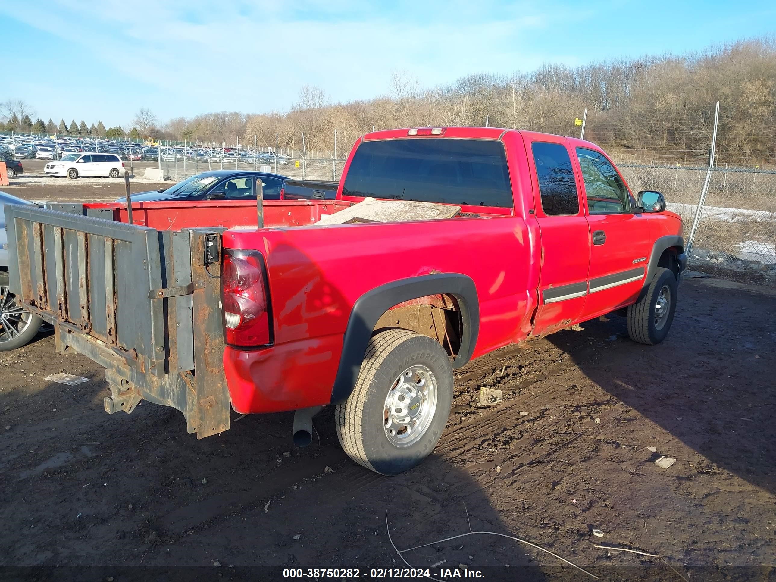 Photo 3 VIN: 1GCHC29U07E146651 - CHEVROLET SILVERADO 