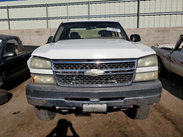 Photo 4 VIN: 1GCHC29U35E290028 - CHEVROLET SILVERADO 