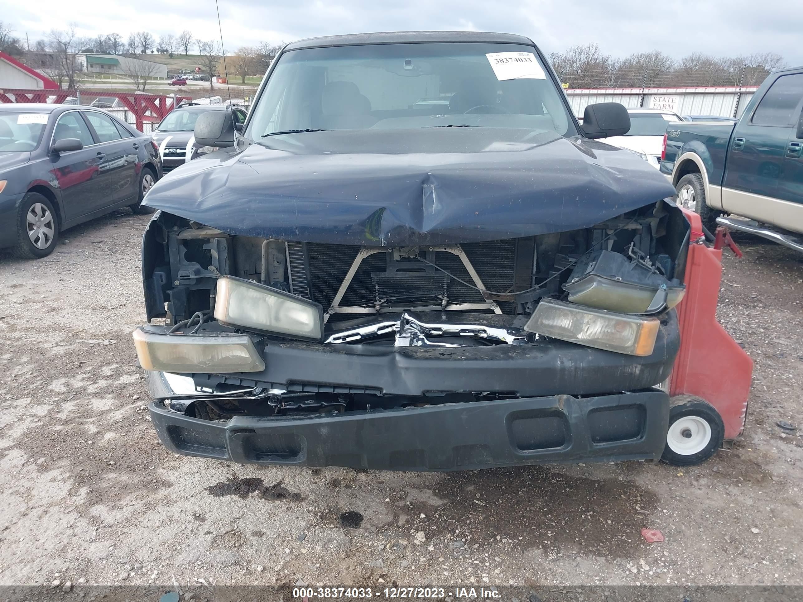 Photo 5 VIN: 1GCHC29U36E118549 - CHEVROLET SILVERADO 