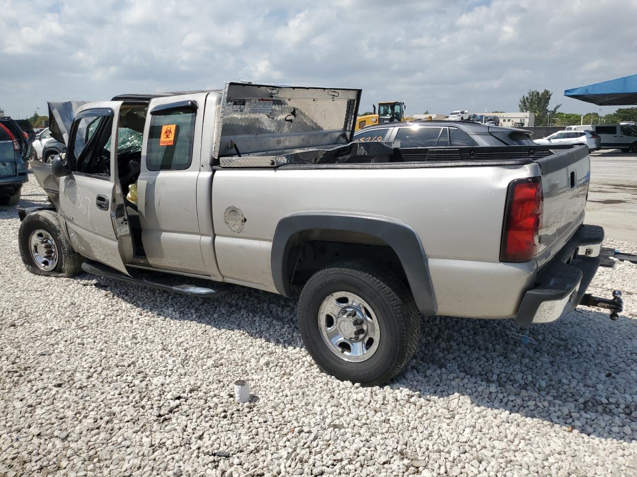 Photo 1 VIN: 1GCHC29U36E253367 - CHEVROLET SILVERADO 