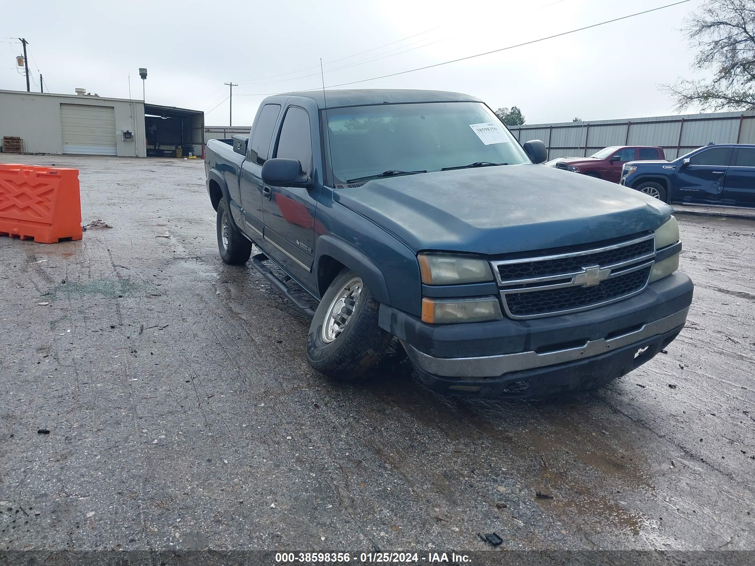 Photo 0 VIN: 1GCHC29U67E123665 - CHEVROLET SILVERADO 