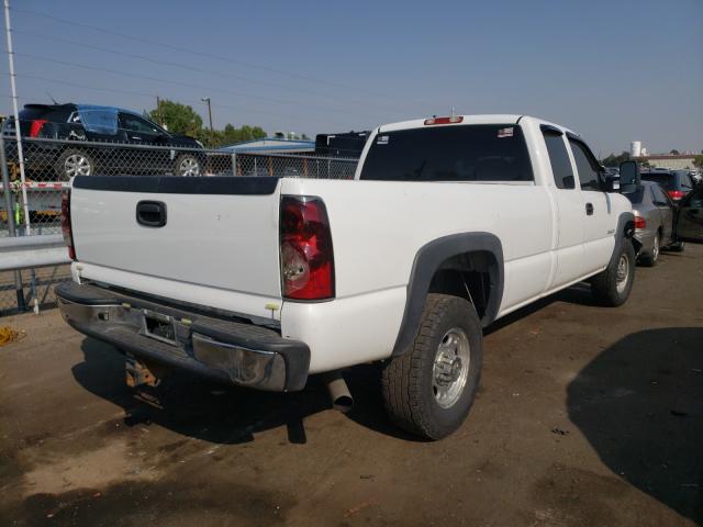 Photo 3 VIN: 1GCHC29UX4E307261 - CHEVROLET SILVERADO 