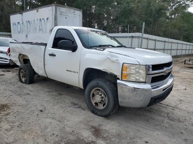 Photo 3 VIN: 1GCHC44K69E107177 - CHEVROLET SILVERADO 