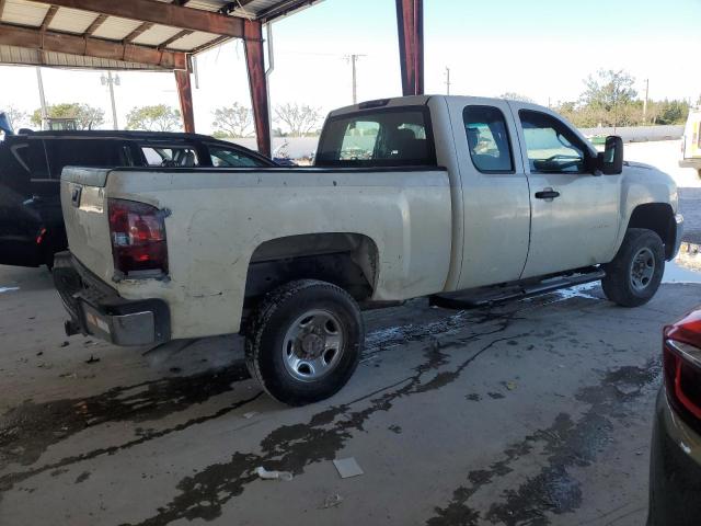 Photo 2 VIN: 1GCHC49K69E133089 - CHEVROLET SILVERADO 