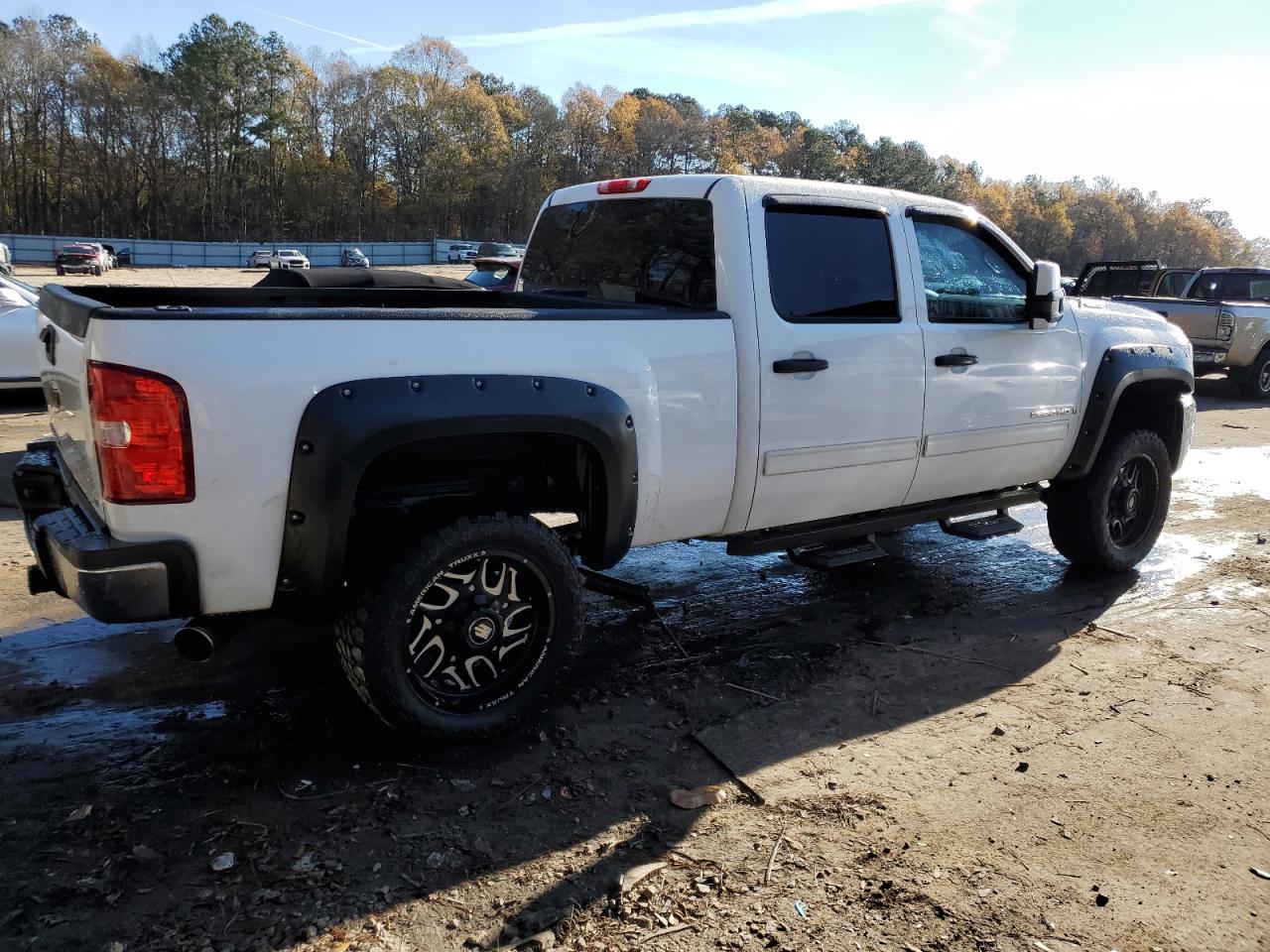 Photo 2 VIN: 1GCHC53689F150441 - CHEVROLET SILVERADO 