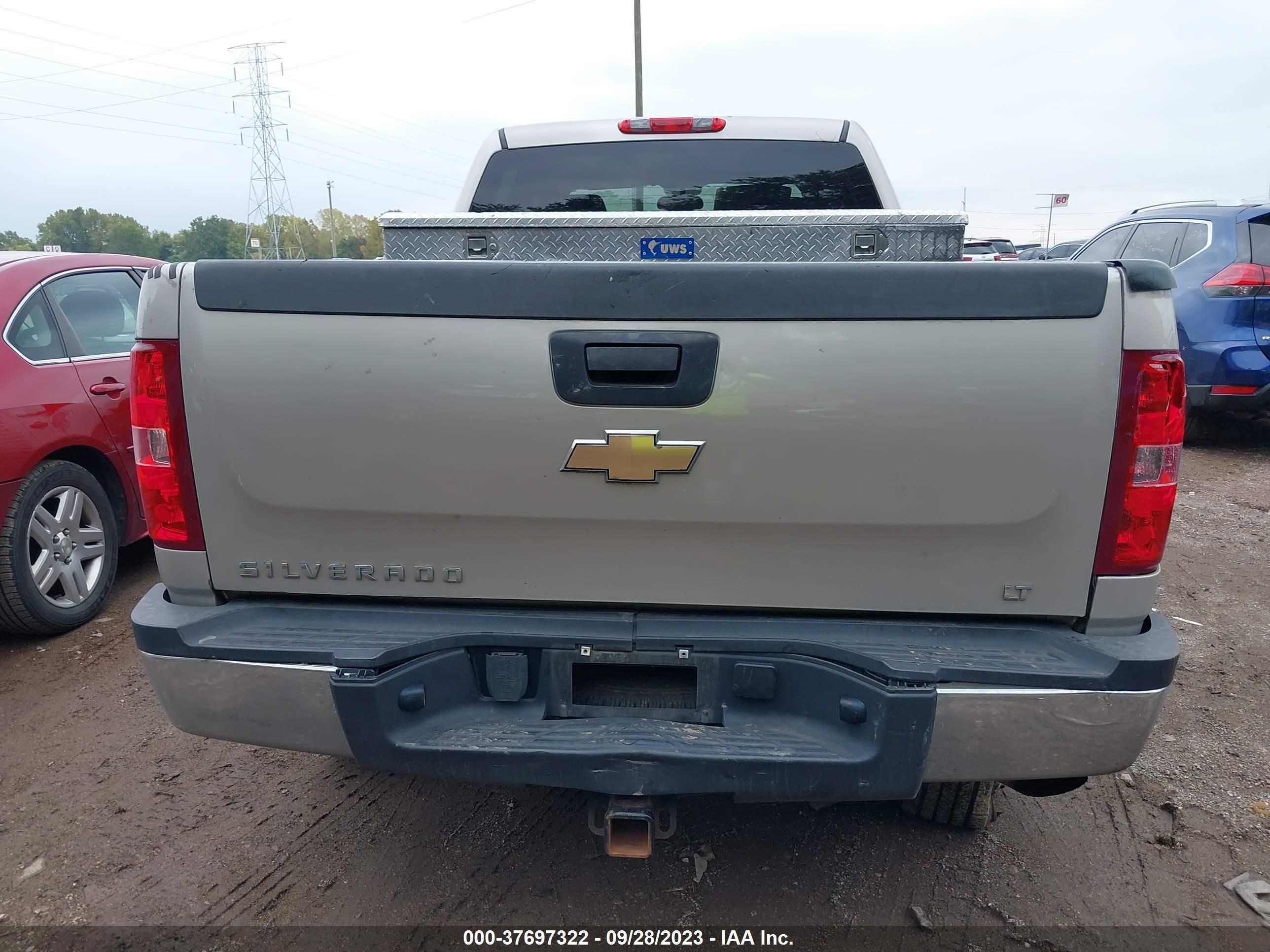 Photo 15 VIN: 1GCHC53K69F176047 - CHEVROLET SILVERADO 