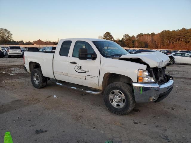 Photo 3 VIN: 1GCHC59K29E146492 - CHEVROLET SILVERADO 