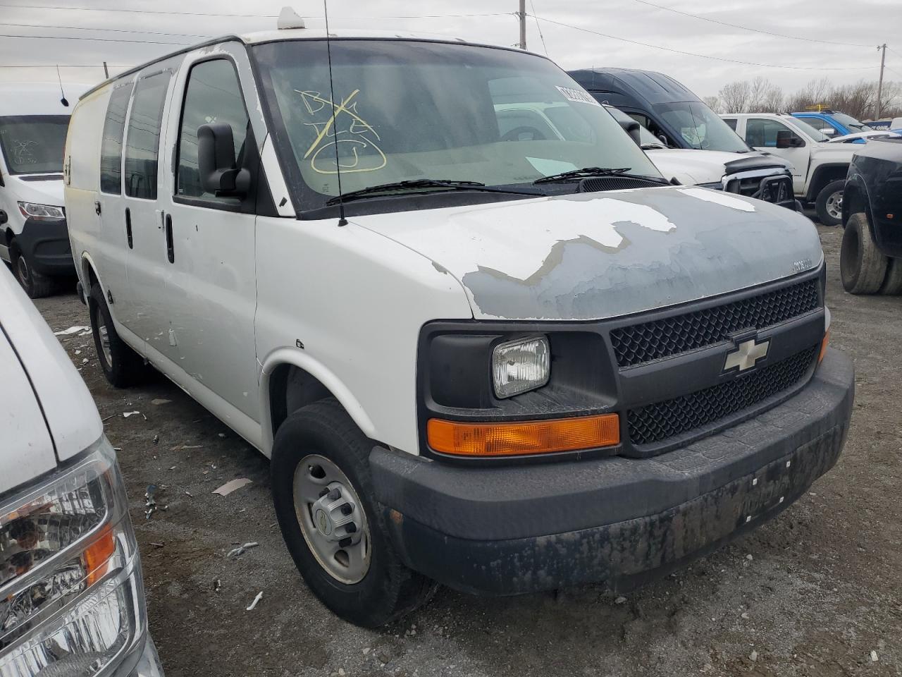 Photo 3 VIN: 1GCHG35K081145443 - CHEVROLET EXPRESS 