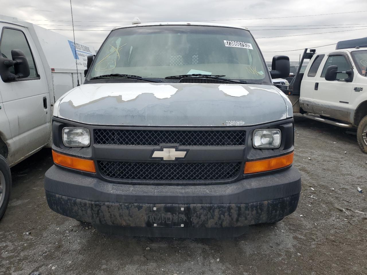 Photo 4 VIN: 1GCHG35K081145443 - CHEVROLET EXPRESS 