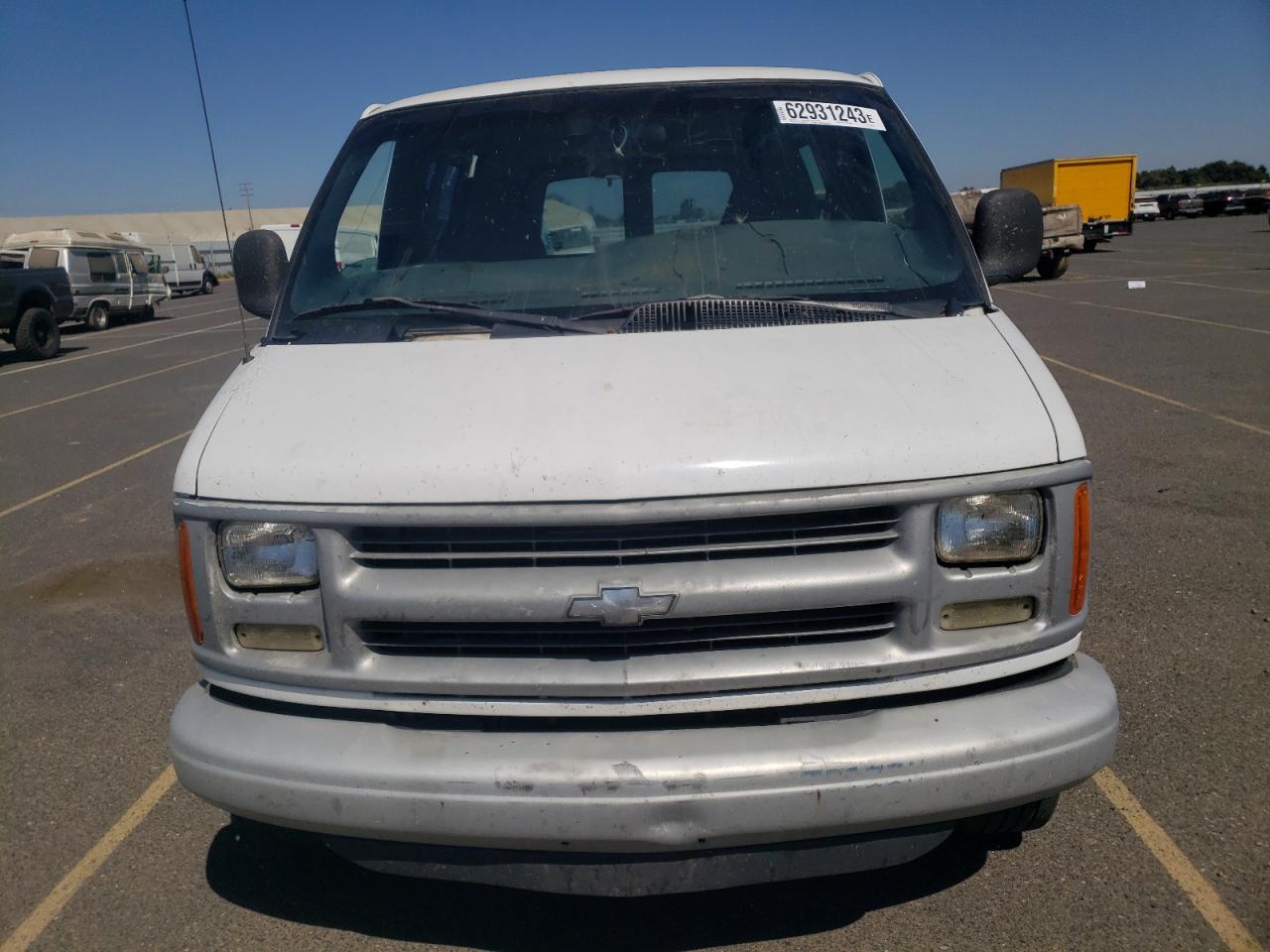 Photo 4 VIN: 1GCHG35R2V1081351 - CHEVROLET EXPRESS 