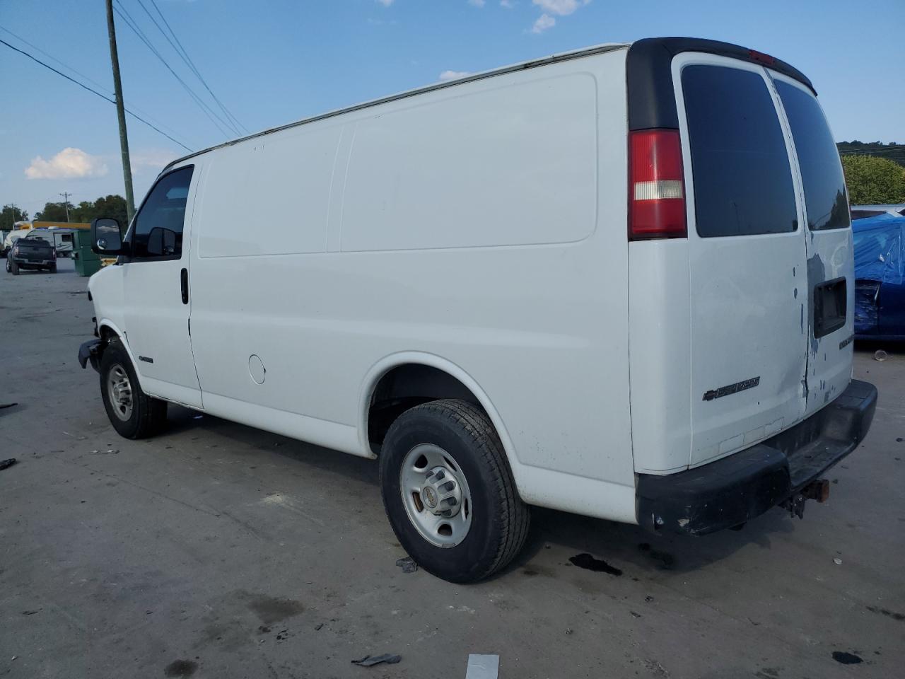 Photo 1 VIN: 1GCHG35U041174405 - CHEVROLET EXPRESS 