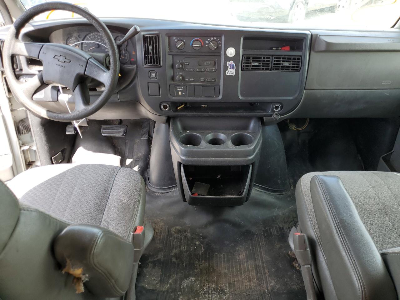 Photo 8 VIN: 1GCHG35V271179909 - CHEVROLET EXPRESS 