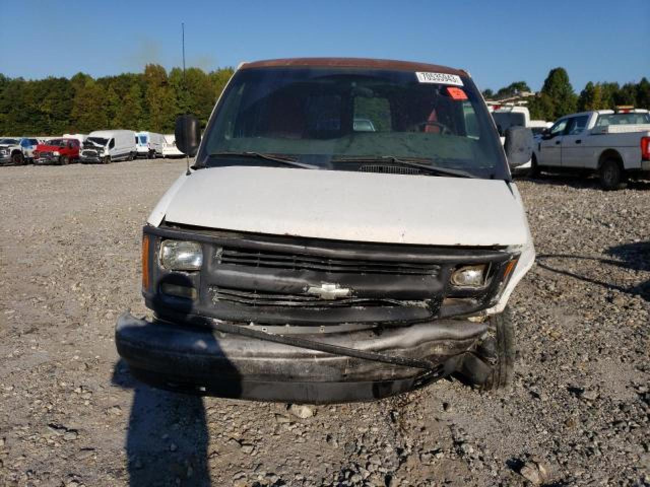 Photo 5 VIN: 1GCHG39R111133041 - CHEVROLET EXPRESS 