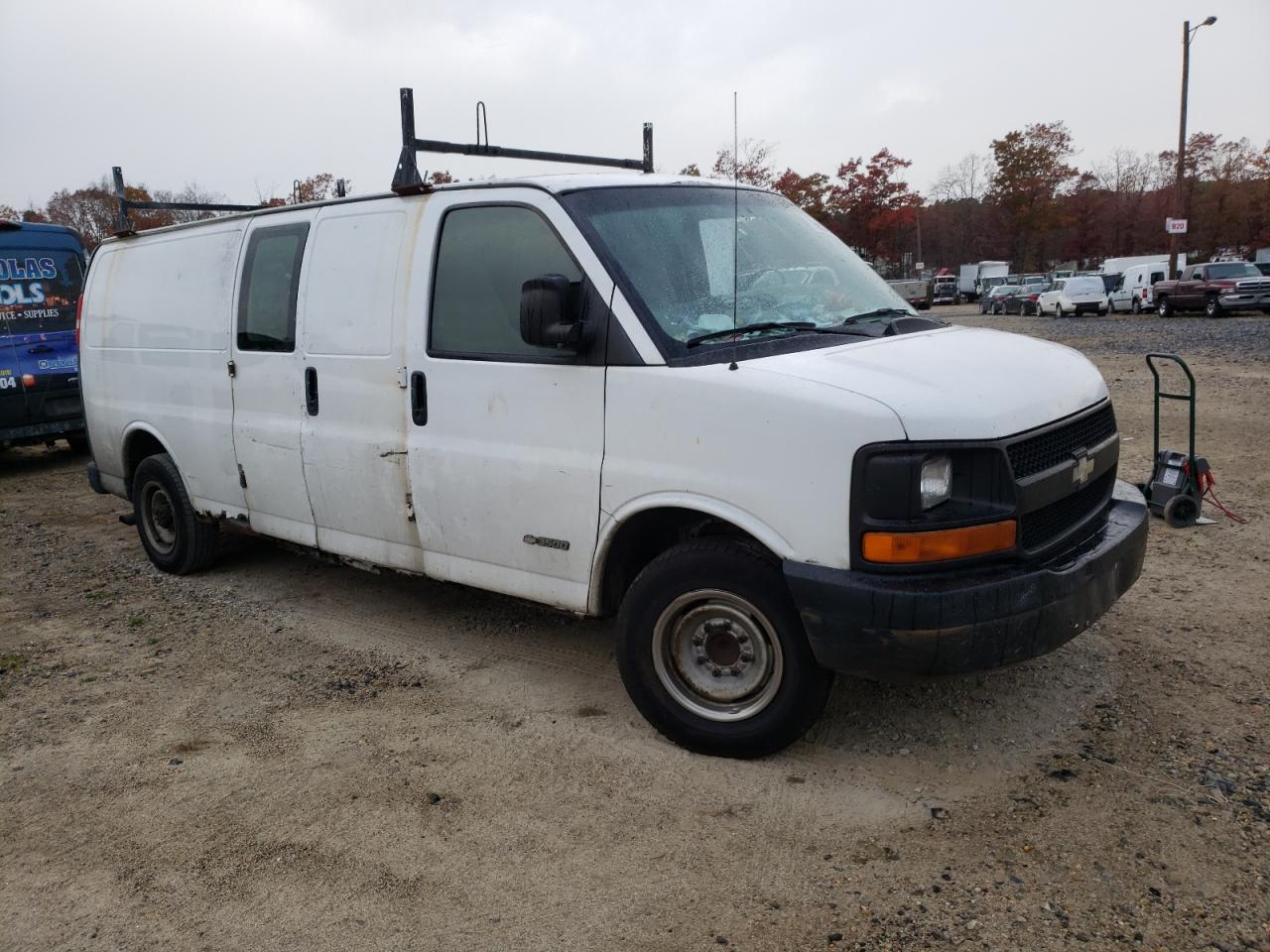 Photo 3 VIN: 1GCHG39U431115589 - CHEVROLET EXPRESS 