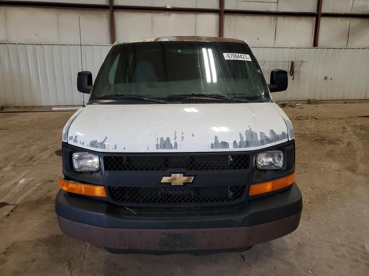 Photo 4 VIN: 1GCHG39U431205776 - CHEVROLET EXPRESS 