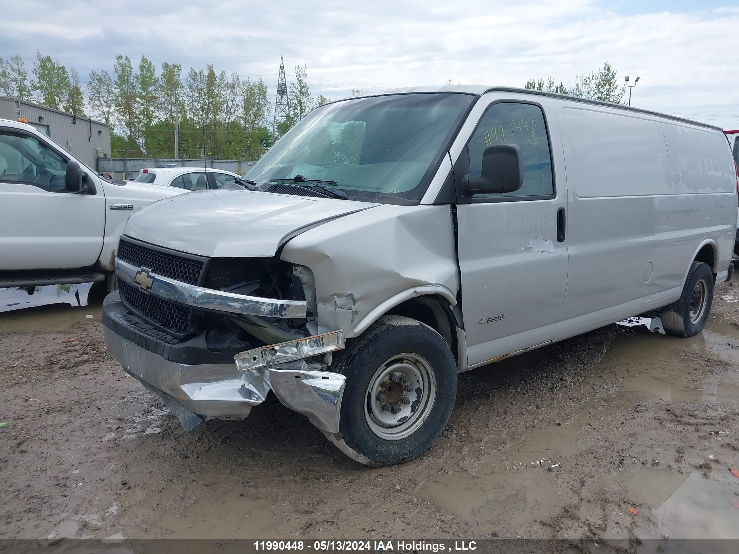 Photo 5 VIN: 1GCHG39U941107151 - CHEVROLET EXPRESS 