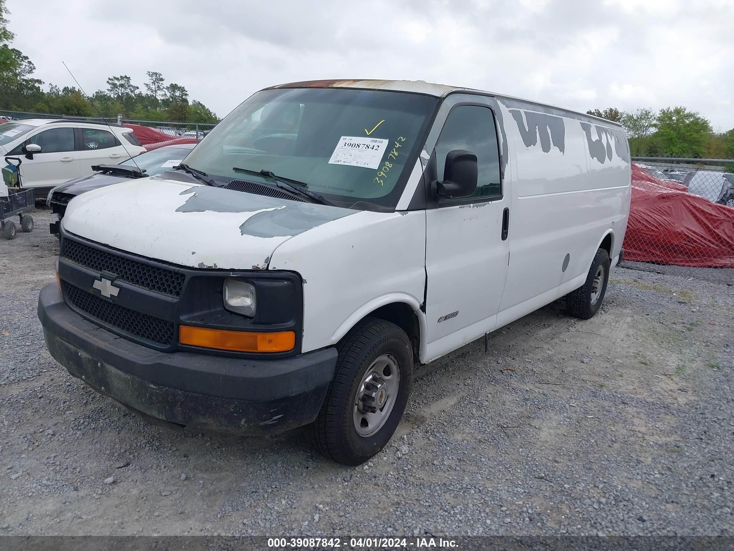 Photo 1 VIN: 1GCHG39U941171187 - CHEVROLET EXPRESS 