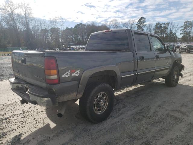 Photo 2 VIN: 1GCHK23102F158383 - CHEVROLET SILVERADO 