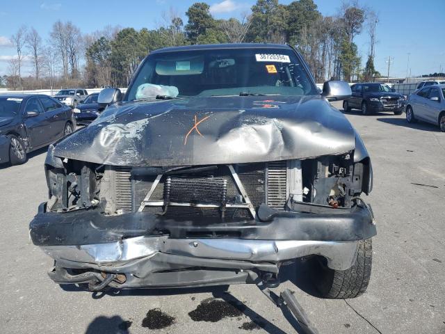 Photo 4 VIN: 1GCHK23102F158383 - CHEVROLET SILVERADO 